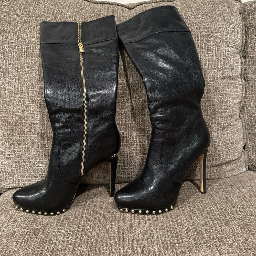 Michael Kors Black Heeled Boots with Gold Zipper - Picture 1 of 5
